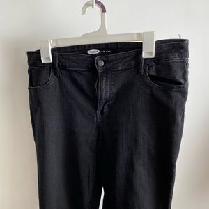 Black super skinny jeans